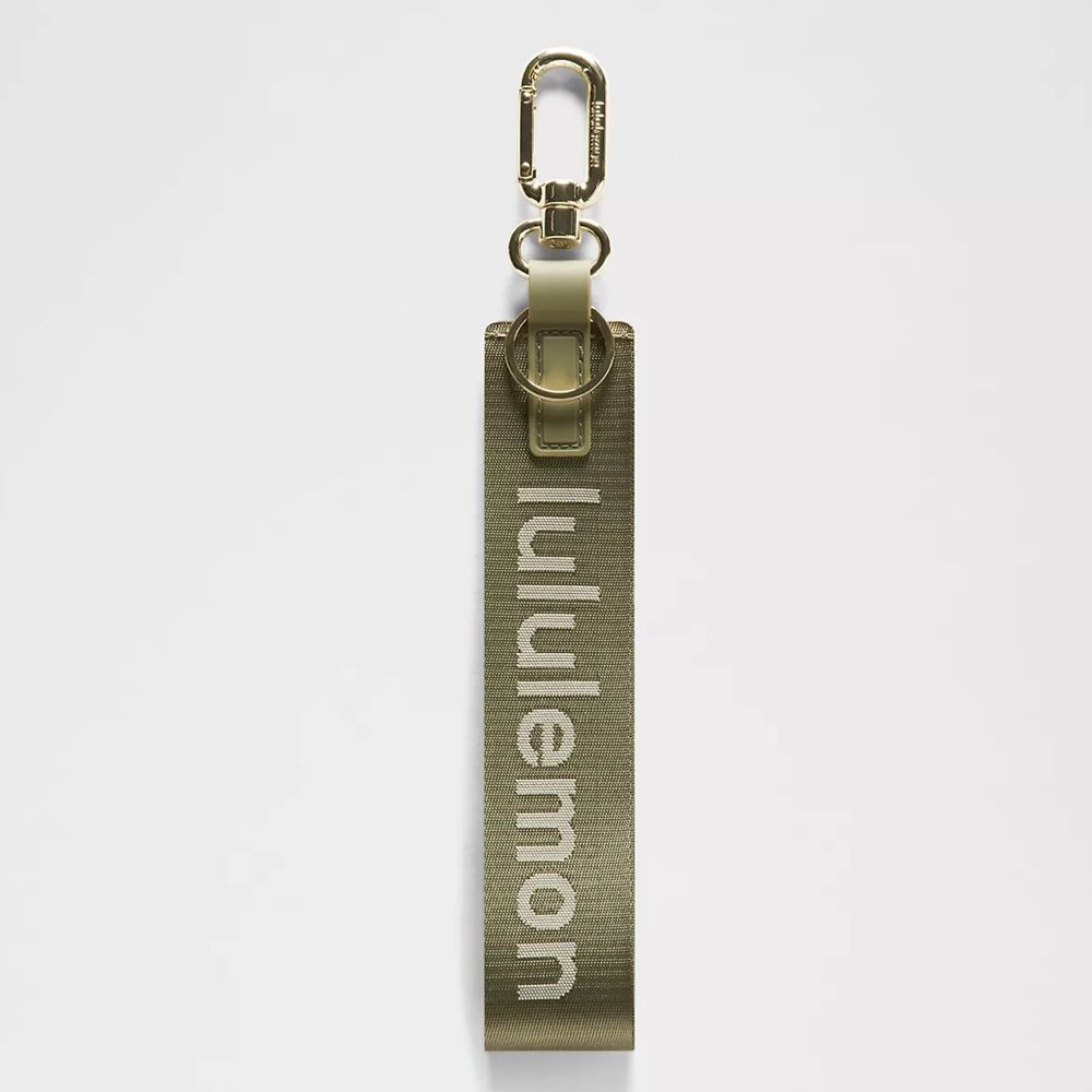 NWT NEVER LOST KEYCHAIN Bay Leaf/Light Ivory BALF/LTIV - Lululemon OOS ONLINE!